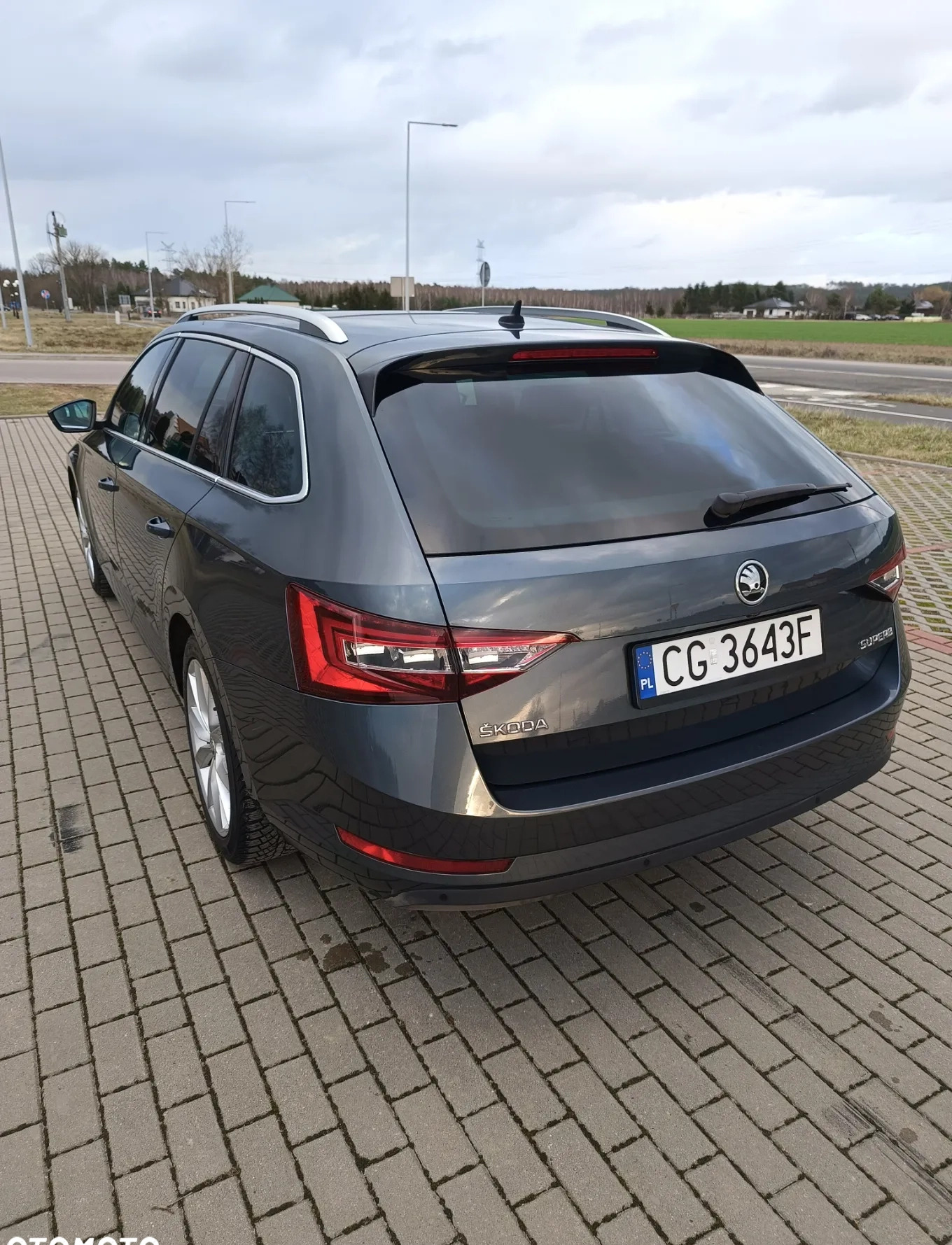 Skoda Superb cena 77777 przebieg: 198000, rok produkcji 2019 z Grudziądz małe 497